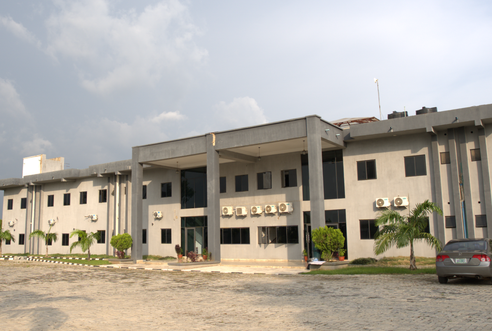 HOSTEL GURU cover photo